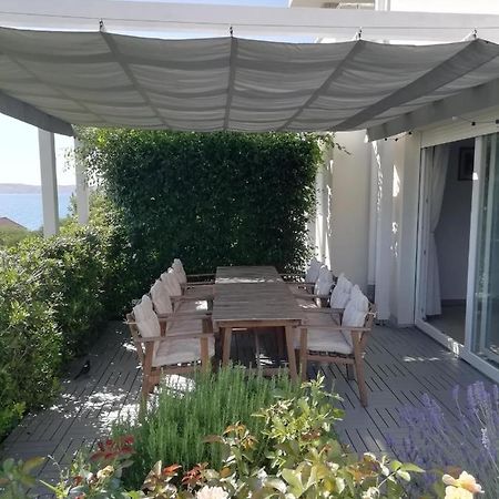 House Natali 70M From The Beach - Free Ev Top Up 利缇纳 外观 照片