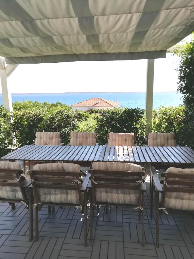 House Natali 70M From The Beach - Free Ev Top Up 利缇纳 外观 照片