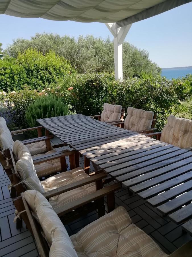House Natali 70M From The Beach - Free Ev Top Up 利缇纳 外观 照片